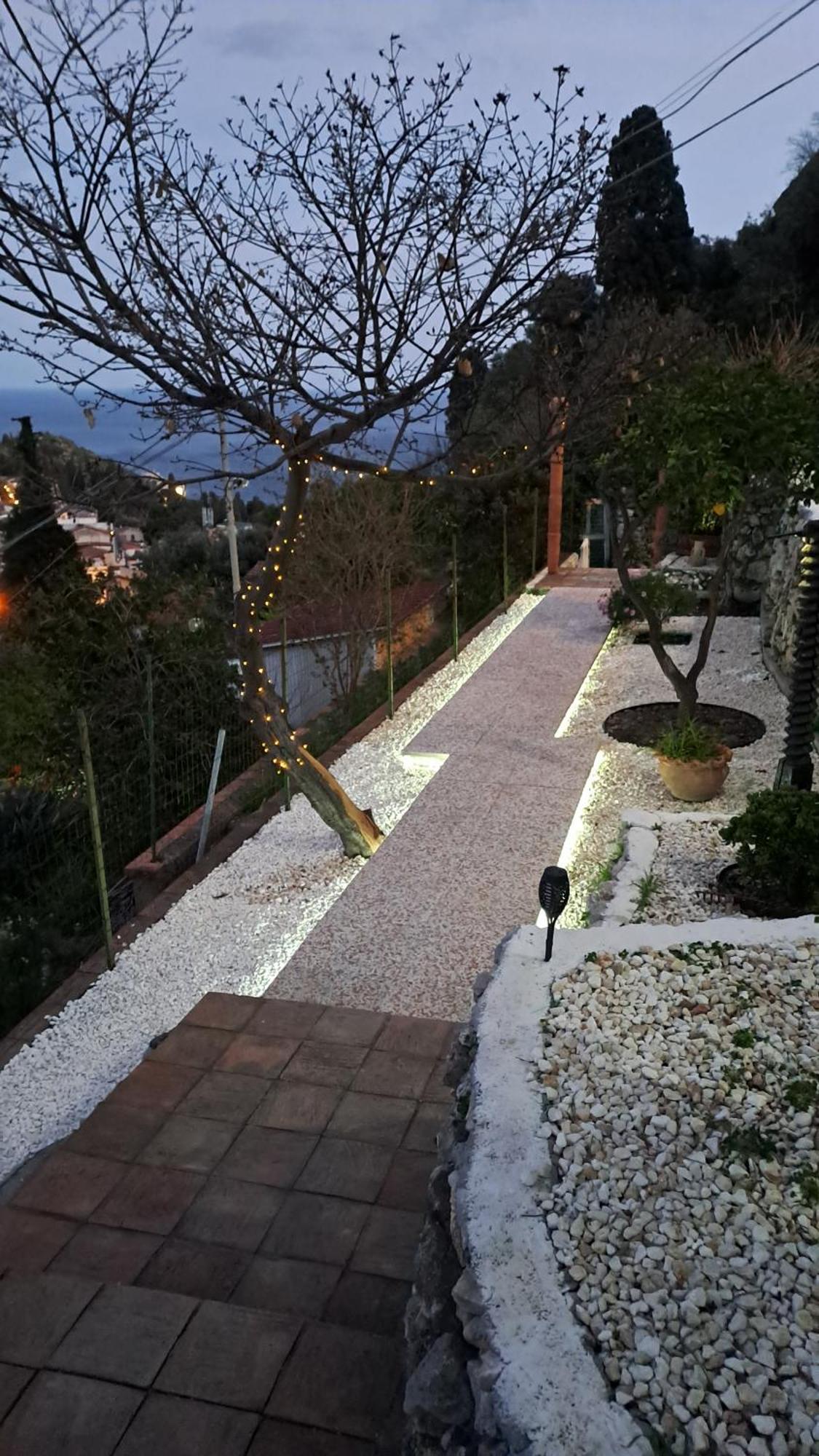Villa Johnny And Mary'S House Breathtaking View Таормина Стая снимка